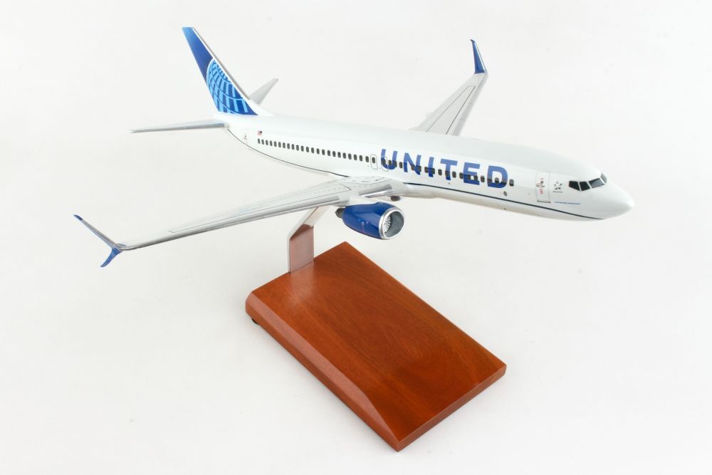 EXEC SER UNITED 737-MAX9 1/100 2019 LIVERY
