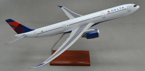 EXEC SER DELTA A330-900 1/100