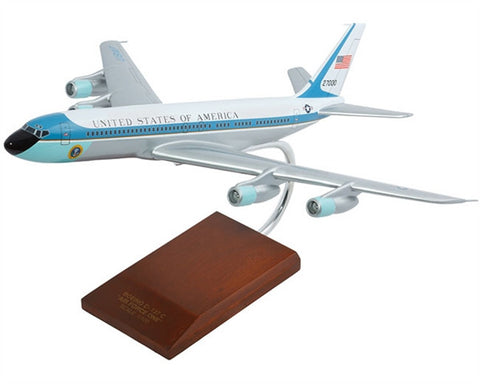 Desktop Boeing VC-137A Air Force One 1/100 Scale Mahogany Model