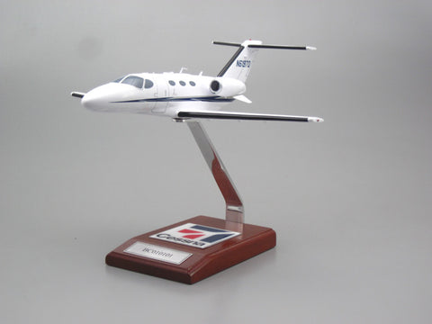 Custom Mahogany - Business Aviation
