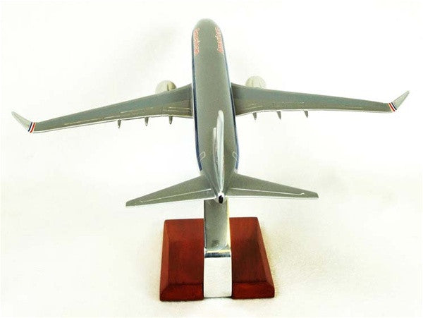 Desktop Boeing 737-800 American 1/100 Scale Model available at