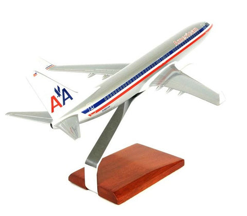 Desktop Boeing 737-800 American 1/100 Scale Model