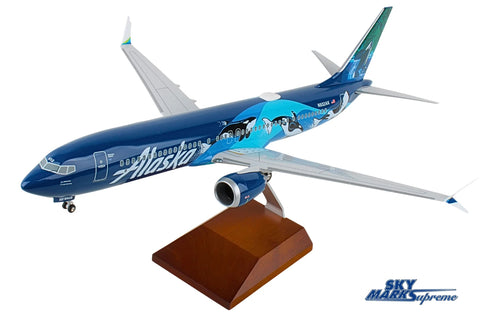 SKYMARKS ALASKA 737MAX9 1/100 ORCA W/WOOD STAND & GEAR