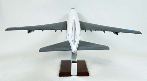 Boeing VC-25 747 "Air Force One" 1/100 Scale  Model