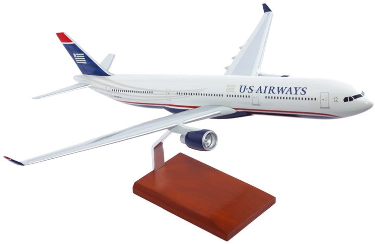 Desktop Airbus A330-300 US Airways 1/100 Scale  Model