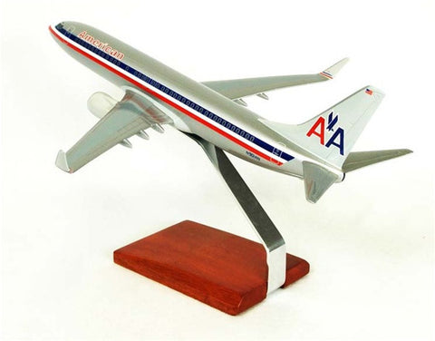 Desktop Boeing 737-800 American 1/100 Scale Model