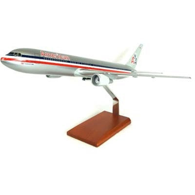 Executive Series Desktop Boeing 767-300 American 1/100 Scale Model